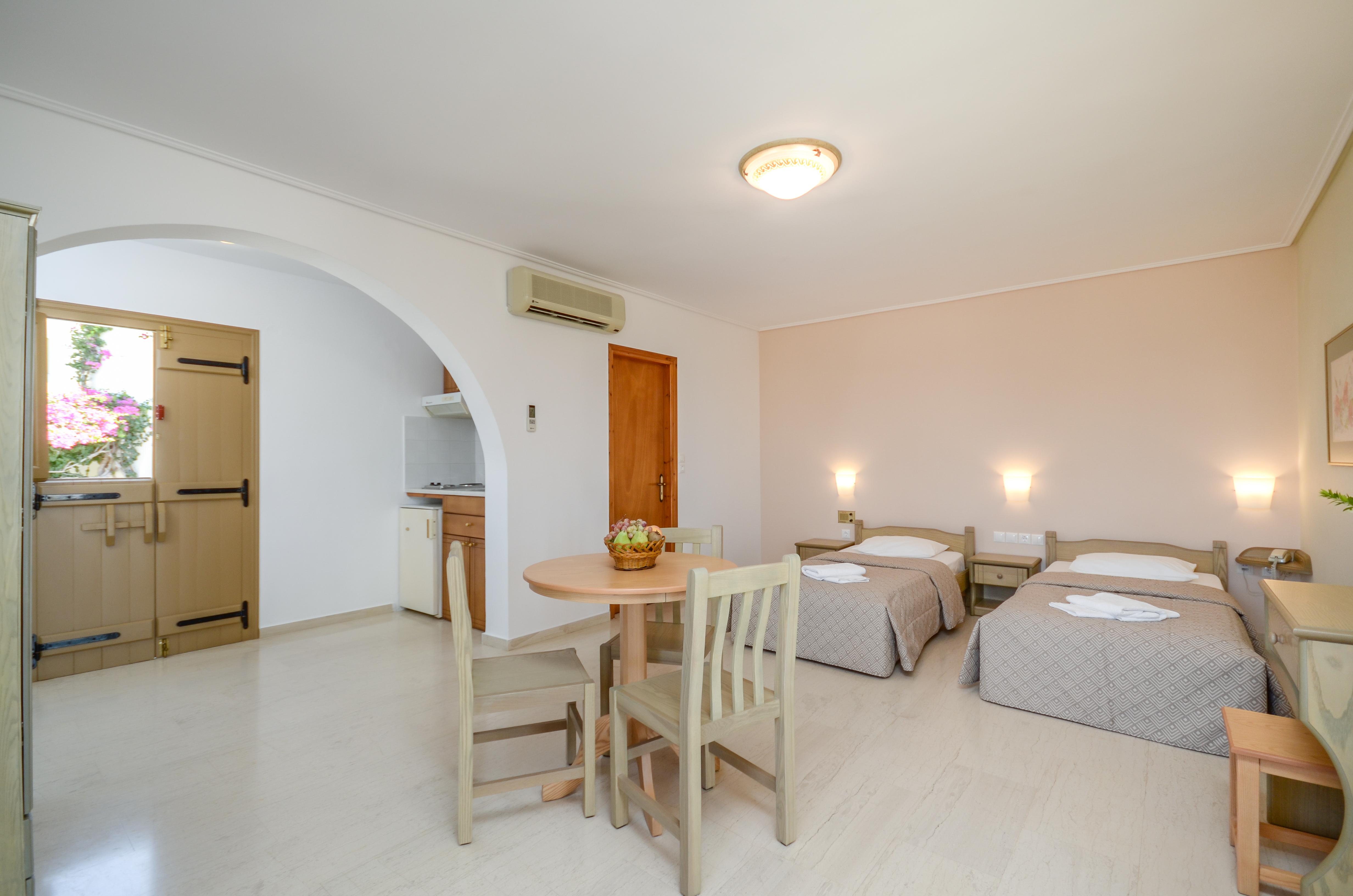 Proteas Hotel & Suites Agios Prokopios  Zewnętrze zdjęcie