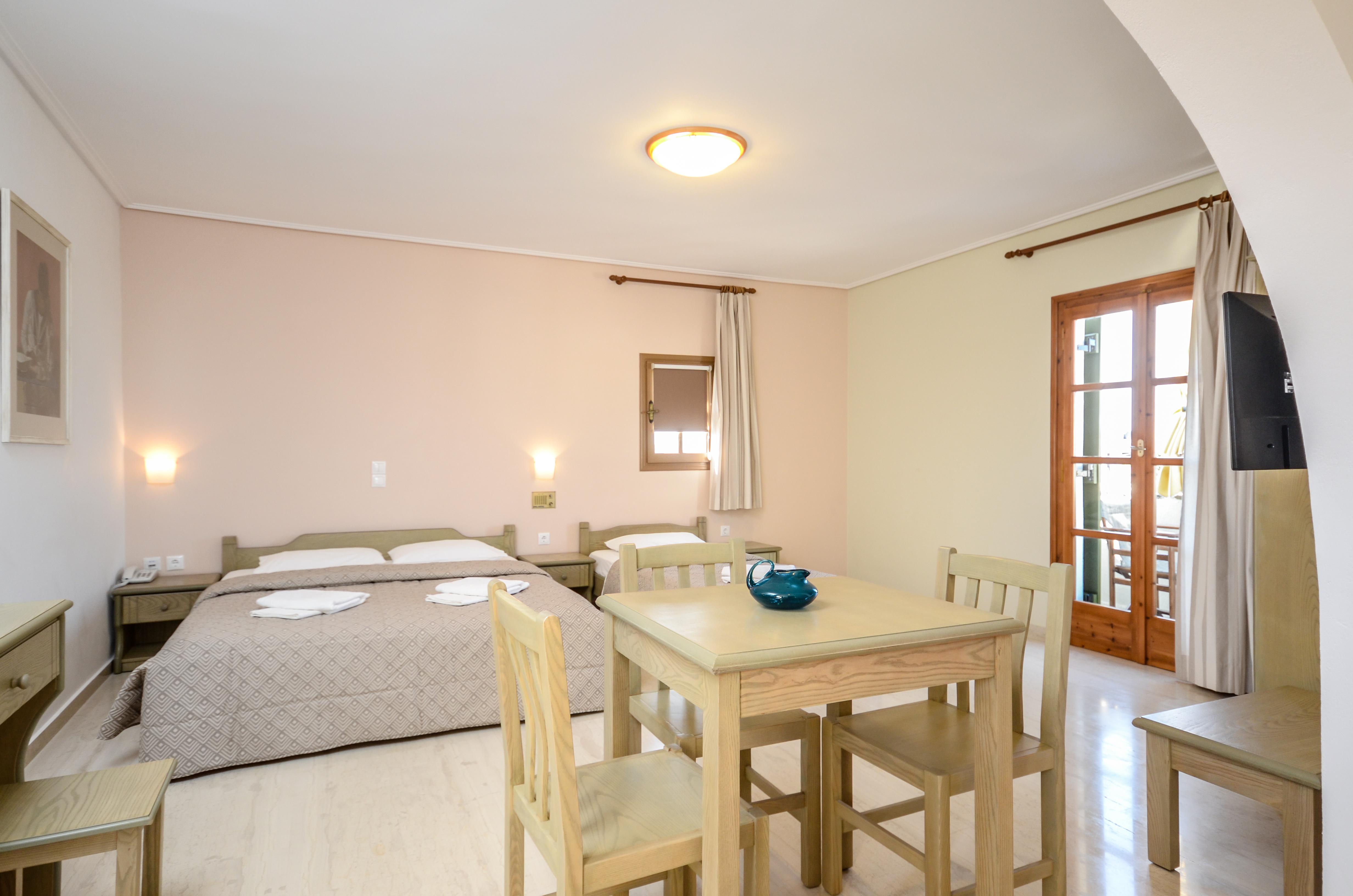 Proteas Hotel & Suites Agios Prokopios  Zewnętrze zdjęcie