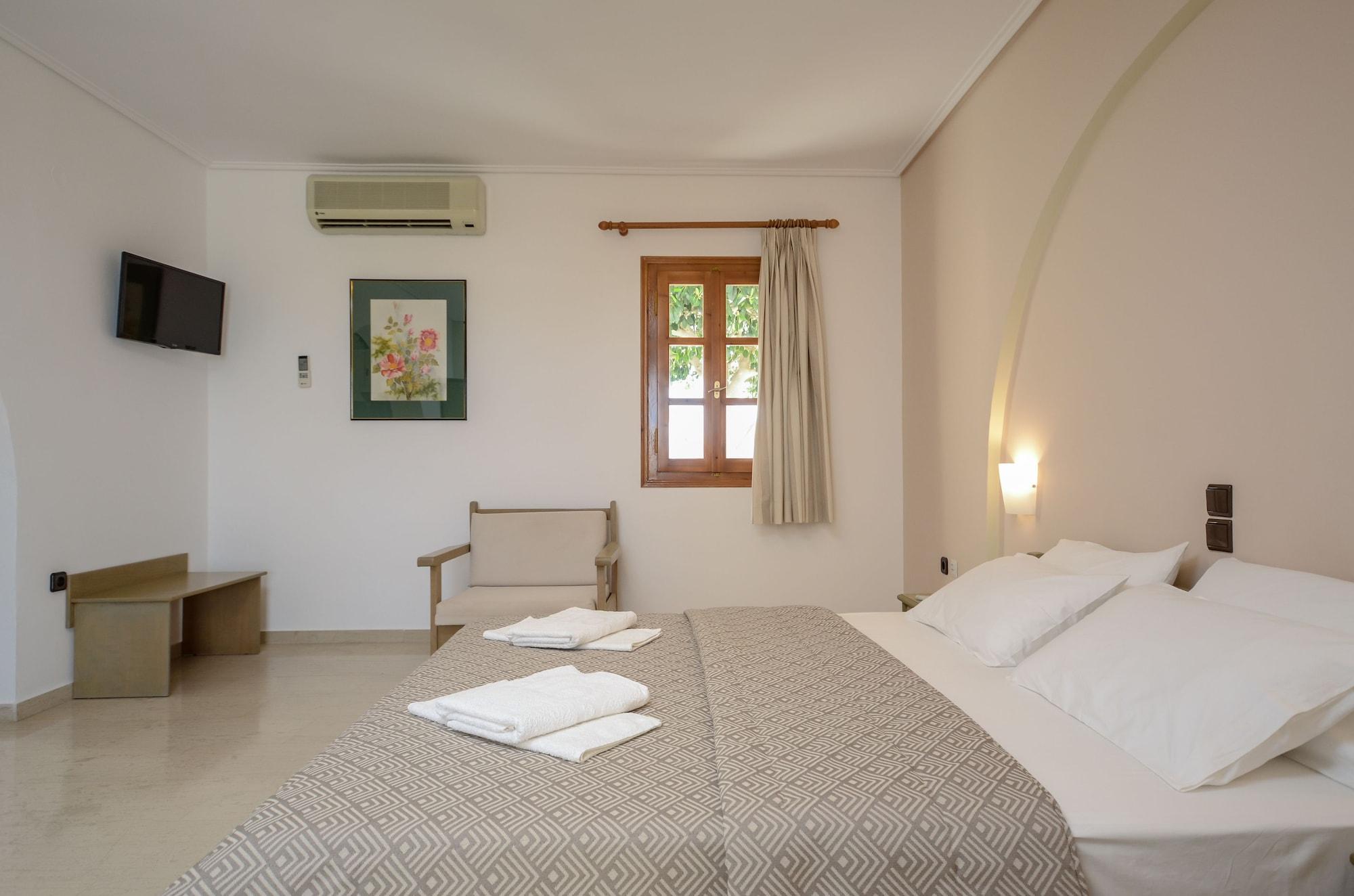 Proteas Hotel & Suites Agios Prokopios  Zewnętrze zdjęcie